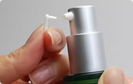 保管上の注意:使用後は必ずノズルのキャップをして保管してください。